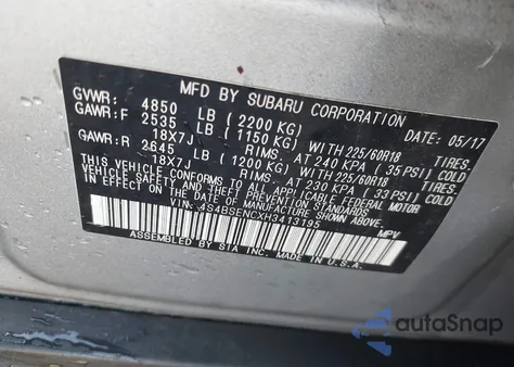 2017 Subaru Outback 3.6R Limited z USA, uszkodzony, nr VIN 4S4BSENCXH3413195